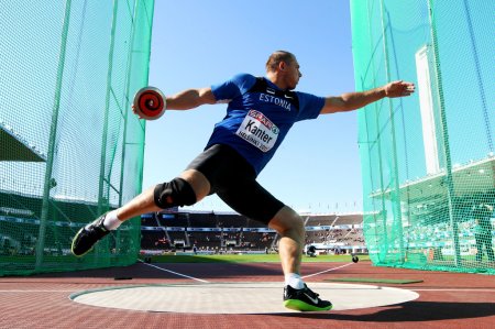 Обзор результатом утренней программы третьего дня чемпионата Европы 2012 Хельсинки +Фото