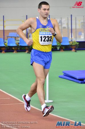 Александр Венгловский и Инна Кашина победители чемпионата Украины по спортивной ходьбе +Фото